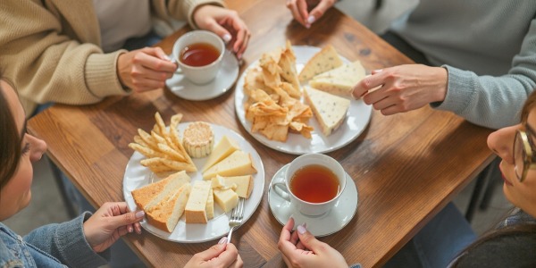 Maridaje de Infusiones y Quesos: una combinación inesperada pero deliciosa